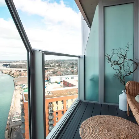 The Itchen River Apartments Southampton Exterior photo